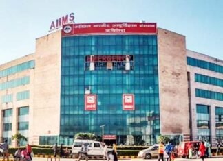दुखद: एम्स ऋषिकेश में MBBS छात्र ने छठी मंजिल से कूदकर की आत्महत्या aiims rishikesh administrative building