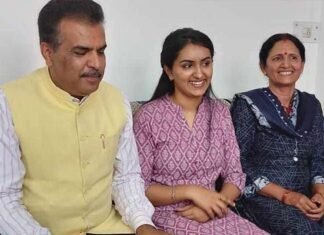 उत्तराखंड की इस बेटी ने IAS परीक्षा में पहले ही प्रयास में 19वीं रैंक हासिल कर किया प्रदेश का नाम रोशन diksha joshi upsc 19 rank