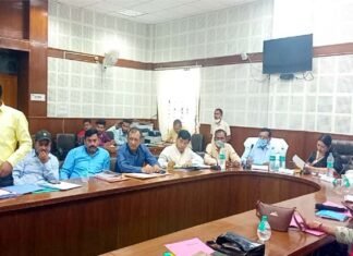 जिला पंचायत की बैठक में जनप्रतिनिधियों ने रखी अपने-अपने क्षेत्र की समस्याएं district panchayat meeting
