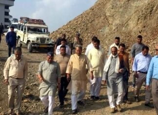 गढ़वाल सांसद तीरथ सिंह रावत ने किया द्वारीखाल ब्लॉक का निरीक्षण