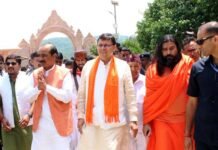 सीएम धामी ने अल्मोड़ा में कल्याणिका हिमालय देवस्थानम आश्रम के चतुर्थ वार्षिकोत्सव में किया प्रतिभाग