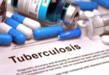 हेलो… मैं जिला क्षय रोग विभाग से बोल रहा हूं, आप टीबी की नियमित दवा खा रहे हैं न !