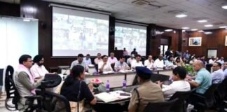 आदेश जारी : सीएम धामी ने अधिकारियों की छुट्टी 3 महीने तक निरस्त की, अलर्ट पर रहने के दिए निर्देश Monsoon knock in Uttarakhand