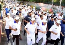 रन फॉर योग कार्यक्रम में दौड़े सीएम धामी