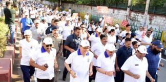 रन फॉर योग कार्यक्रम में दौड़े सीएम धामी
