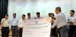 स्वच्छता रैंकिंग में नंबर वन बनी ग्रेटर नोएडा वेस्ट यह सोसाइटी, प्राधिकरण सीईओ ने दिया 2 लाख का पुरस्कार,देखें दूसरे और तीसरे पायदान पर कौन रही