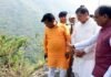 ड्राइवर ने बतायी बस हादसे की वजह! : सीएम शिवराज और धामी बस दुर्घटना स्थल डामटा पहुंचे, दून में शवों का पोस्टमार्टम जारी Uttarkashi bus accident