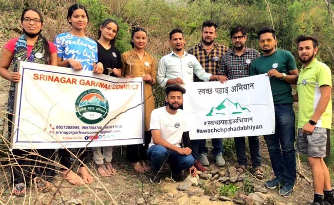 swachh-pahad-abhiyan Srinagar Garhwal Connect team