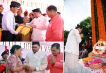 कारगिल विजय दिवस पर मुख्यमंत्री धामी ने कारगिल शहीदों को दी श्रद्धांजलि, वीरांगनाओं को किया सम्मानित Chief Minister Dhami pays tribute to Kargil martyrs on Kargil Vijay Diwas