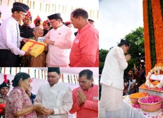 कारगिल विजय दिवस पर मुख्यमंत्री धामी ने कारगिल शहीदों को दी श्रद्धांजलि, वीरांगनाओं को किया सम्मानित Chief Minister Dhami pays tribute to Kargil martyrs on Kargil Vijay Diwas