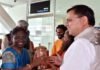 एनडीए की राष्ट्रपति पद की उम्मीदवार द्रौपदी मुर्मू के देहरादून पहुंचने पर सीएम धामी ने किया स्वागत Draupadi Murmu on her arrival in Dehradun