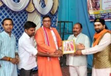 पौड़ी के रामलीला मैदान में आयोजित 9 दिवसीय देवी भागवत का हुआ समापन, विधायक पोरी ने कीर्तन मंडलियों को किया सम्मानित