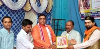 पौड़ी के रामलीला मैदान में आयोजित 9 दिवसीय देवी भागवत का हुआ समापन, विधायक पोरी ने कीर्तन मंडलियों को किया सम्मानित