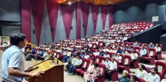 ग्रेटर नोएडा को ‘ग्रेट’ बनाने के लिए एकजुट होकर काम करें: सीईओ Let's work unitedly to make Greater Noida 'Great', CEO