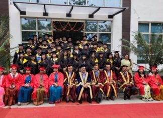 नॉलेज पार्क में आयोजित दीक्षांत समारोह में छात्रों को दी गई डिग्री, अतिथियों के नाम से पौधरोपण का संकल्प convocation at I Business Institute
