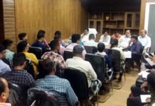 द्वारीखाल ब्लॉक प्रमुख ने की विकास कार्यों की समीक्षा बैठक