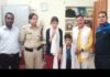 पौड़ी पुलिस ने घर से स्कूल के लिए निकली दो लापता बच्चियों को सकुशल बरामद कर किया परिजनों के सुपुर्द Pauri police handed over two missing girls to their families
