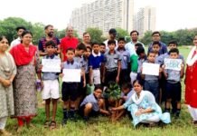 गौतम बुद्ध बालक इंटर कॉलेज में वृक्षारोपण कार्यक्रम आयोजित plantation at gautam buddh balak school