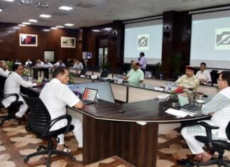 उत्तराखंड कैबिनेट की बैठक में 18 महत्वपूर्ण प्रस्ताव पारित : धामी सरकार ने 4867 करोड़ रुपए के अनुपूरक बजट को मंजूरी दी, उम्र कैद वाले कैदी की सजा की अवधि की कम, जानिए अन्य फैसले uttarakhand-cabinet-meeting