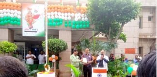 जिला अस्पताल नोएडा में धूमधाम से मनाया गया 76वां स्वतंत्रता दिवस