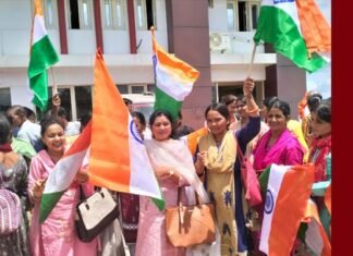 कल्जीखाल में ब्लॉक सभागार में आयोजित बीडीसी बैठक में सड़क, पेयजल, स्वास्थ्य, शिक्षा से संबंधित मुद्दे छाए रहे BDC-meeting-kaljikhal