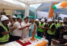 सीएम धामी ने ऋषिकेश-कर्णप्रयाग रेल लाइन के अंतर्गत शिवपुरी टनल का किया शुभारंभ Rishikesh-Karnprayag rail line
