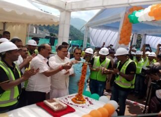 सीएम धामी ने ऋषिकेश-कर्णप्रयाग रेल लाइन के अंतर्गत शिवपुरी टनल का किया शुभारंभ Rishikesh-Karnprayag rail line