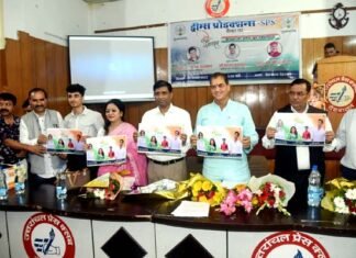 उत्तराखंड का पहला गढ़वाली देशभक्ति गीत वंदे मातरम लांच, आप भी सुने Uttarakhand's first Garhwali Uttarakhand's first Garhwali patriotic song Vande Mataram