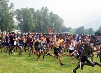 कोटद्वार में अग्निवीरों की भर्ती शुरू, पहले दिन चमोली जिले के हजारों युवाओं ने लगाई दौड़ Agniveers Recruitment starts in Kotdwar uttarakhand