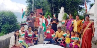 बुटली गाँव में “आजादी का अमृत महोत्सव” की तैयारियों जोरों पर, ग्रामीणों ने तिरंगा रैली निकालकर चलाया जन जागरूकता अभियान