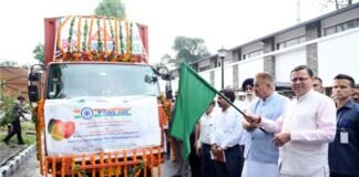 उत्तराखंड का आम, शहद और राजमा अब अंतर्राष्ट्रीय बाजार में, सीएम धामी ने पहली खेप को हरी झंडी दिखाकर किया रवाना cm-pushkar-singh-dhami-flagged-off-mango-honey-and-rajma-consignment-to-international-market