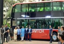 मुंबई में देश की पहली ‘डबल डेकर एसी’ इलेक्ट्रिक बस शुरू, केंद्रीय मंत्री गडकरी ने की लॉन्च double decker AC electric bus launched in Mumbai