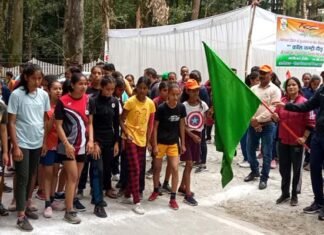 पौड़ी में आयोजित मैराथन दौड़ में 284 ने लगाई रेस, किरण साहू, खुशबू, धर्मेष व निधि नेगी रहे अव्वल marathon race held in Pauri