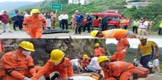 पौड़ी में आपदा प्रबंधन के अंतर्गत भूकंप आधारित थीम पर मॉक ड्रिल का आयोजन mock drill on earthquake in pauri