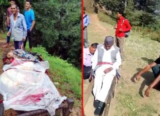 उत्तराखंड के इस गाँव में आजादी के 75 साल बाद भी नहीं पहुंची सड़क, बीमार पड़ने पर मरीज को कंधे, चारपाई पर बैठाकर अस्पताल पहुँचाने को मजबूर ग्रामीण no road in Banagad village rikhnikhal pauri garhwal