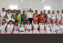 जीजीआईसी श्रीनगर में आयोजित मानक लेखन प्रतियोगिता में अरीना एवं मुस्कान रही अब्बल