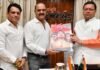सीएम धामी ने निर्देशक करण राज़दान फिल्म “हिंदुत्व” का पोस्टर किया रिलीज Poster release of movie "Hindutva"