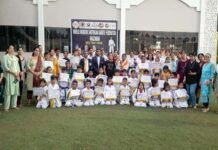 मॉडर्न शॉटोकन कराटे फेडरेशन द्वारा आयोजित बेल्ट एग्जाम में 50 बच्चों को बेल्ट एवं सर्टिफिकेट