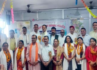 श्रीनगर गढ़वाल: शिक्षक दिवस की पूर्व संध्या पर आयोजित 24वें बाल प्रतिभा सम्मान समारोह में छात्र-छात्राओं एवं शिक्षकों को किया सम्मानित