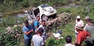 दुखद घटना: नोएडा से बैजरो की ओर जा रही कार खाई में गिरी, 2 युवकों की मौके पर मौत, एक घायल car-accident-beeronkhal