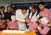 सीएम धामी ने आईटीबीपी द्वारा ‘संकल्प दिवस’ पर आयोजित कार्यक्रम में छात्रों एवं जवानों के बीच केक काटकर मनाया अपना जन्मदिन happy-birthday-dhami