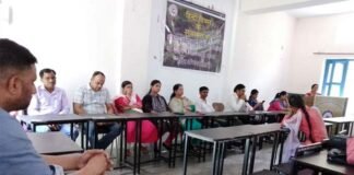 हिंदी दिवस पर ओमकारानंद सरस्वती राजकीय महाविद्यालय देवप्रयाग में गोष्ठी का आयोजन