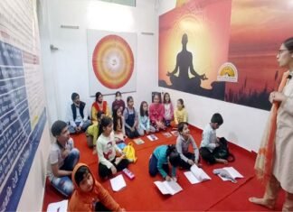 हिंदी दिवस : भारत की राजभाषा बनाम राष्ट्रभाषा