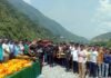 दुखद: ड्यूटी में तैनात गढ़वाल राइफल के जवान कोमल खुगशाल का निधन, पूरे सैन्य सम्मान के साथ पैत्रिक घाट में हुआ अंतिम संस्कार Garhwal Rifles jawan Komal Khushal passes away
