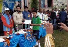 प्रतापनगर में आयोजित ब्लॉक स्तरीय शरदीय खेलकूद प्रतियोगिता संपन्न, क्षेत्र में एक सुविधा सम्पन्न स्टेडियम व स्पोर्ट्स कॉलेज की मांग pratap-nagar-sports-meet