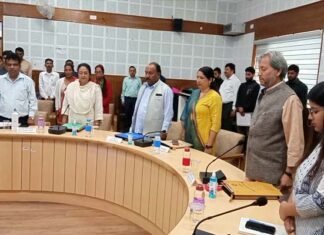 अंकिता भंडारी की हत्या की घटना पर गढ़वाल सांसद, विधायक व ब्लाक प्रमुखों ने जताया शोक, जिला विकास समन्वय की बैठक स्थगित