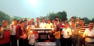 अंकिता भंडारी हत्याकांड की CBI जांच और दोषियों को कड़ी सजा दिलाने की मांग को लेकर ग्रेटर नोएडा में प्रवासी उत्तराखंडियों ने किया धरना प्रदर्शन