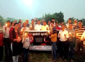 अंकिता भंडारी हत्याकांड की CBI जांच और दोषियों को कड़ी सजा दिलाने की मांग को लेकर ग्रेटर नोएडा में प्रवासी उत्तराखंडियों ने किया धरना प्रदर्शन