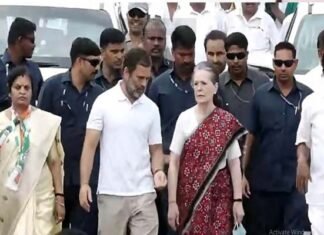 भारत जोड़ो यात्रा का 29वां दिन : राहुल को मां सोनिया गांधी का मिला साथ, लंबे अरसे बाद सार्वजनिक कार्यक्रम में दिखाई दीं कांग्रेस अध्यक्ष Bharat Jodo Yatra