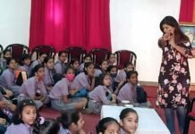 रोटरी क्लब ऑफ वैशाली द्वारा छात्र छात्राओं को दी गयी गुड टच बैड टच की जानकारी Good touch bad touch